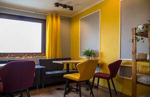 41 Orekhovo 3 Bedroom Apartment near Tsaritsyno Park