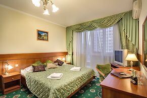 #514 OREKHOVO APARTMENTS near Tsaritsyno park