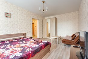 Apartment on Novomaryinskaya