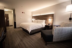 Holiday Inn Express And Suites Boston South - Randolph by IHG
