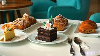 Holiday Inn & Suites Saigon Airport by IHG