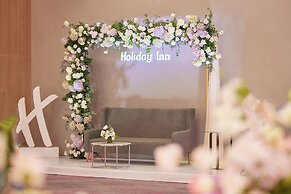 Holiday Inn & Suites Saigon Airport by IHG