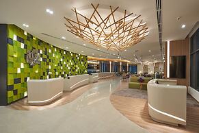 Holiday Inn & Suites Saigon Airport by IHG