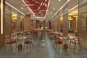 Holiday Inn & Suites Saigon Airport by IHG