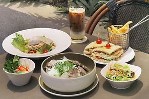 Holiday Inn & Suites Saigon Airport by IHG