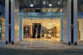 Holiday Inn & Suites Saigon Airport by IHG