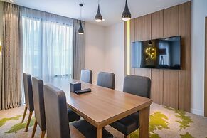 Holiday Inn & Suites Saigon Airport by IHG