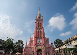 Holiday Inn & Suites Saigon Airport by IHG