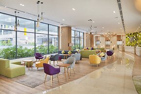 Holiday Inn & Suites Saigon Airport by IHG