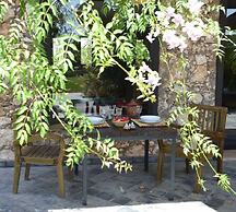 Koheilan Oriental Lodge Farm