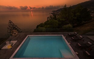 Sueño LUXURY VILLA 180 Iconic Sea View