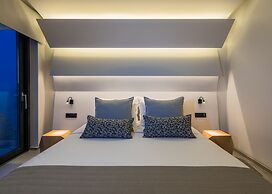 Sueño LUXURY VILLA 180 Iconic Sea View