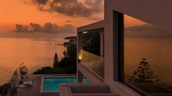Sueño LUXURY VILLA 180 Iconic Sea View