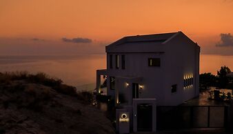 Sueño LUXURY VILLA 180 Iconic Sea View