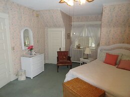 Victorian Inn B&B