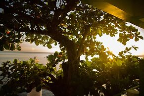 Ocean's Edge Lodge Restaurant & Bar C