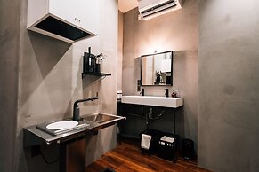 mizuka Nakasu 1 - unmanned hotel -