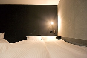 mizuka Nakasu 1 - unmanned hotel -