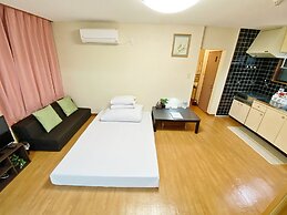 Guesthouse 017 Reina