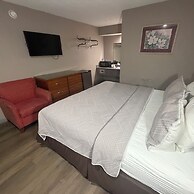 Colonial Inn