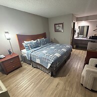 Colonial Inn