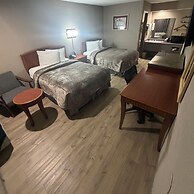 Colonial Inn