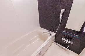 Mr.KINJO inn in front of Children Medical Care Center