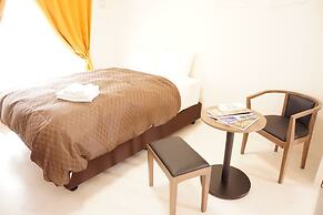 Mr.KINJO inn in front of Children Medical Care Center