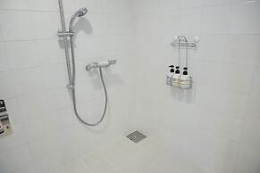 Mr.KINJO inn in front of Children Medical Care Center