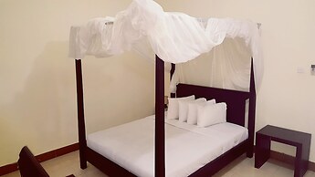 Aman Gati Hotel Lakey