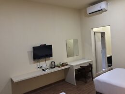 Aman Gati Hotel Lakey