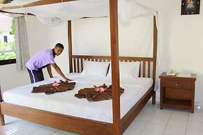 Aman Gati Hotel Lakey