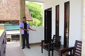 Aman Gati Hotel Lakey