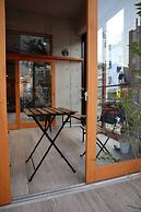 Treeside Hotel & Apartment
