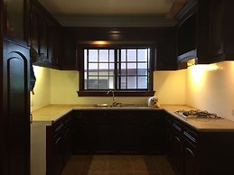 Spinning Cat Hostel - Adults Only