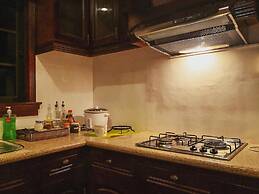 Spinning Cat Hostel - Adults Only