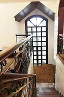 Spinning Cat Hostel - Adults Only