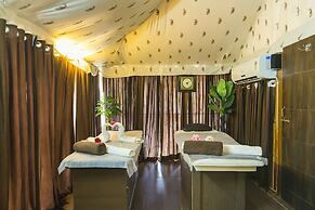 Nirbana Palace - A Heritage Hotel