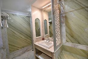 Nirbana Palace - A Heritage Hotel