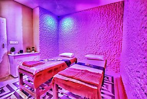 Nirbana Palace - A Heritage Hotel