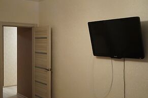 Apartment on Vokzalnaya 51A-7