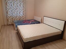 Apartment on Vokzalnaya 51A-7