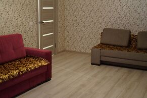 Apartment on Vokzalnaya 51A-7