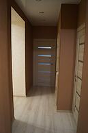 Apartment on Vokzalnaya 51A-7