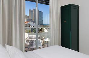 Mr. Yavos - By TLV2GO