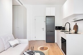 Mr. Yavos - By TLV2GO