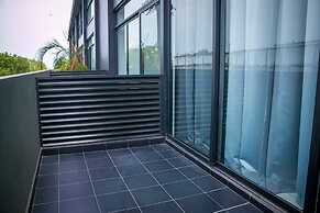 Embassy Gardens Premier Suites