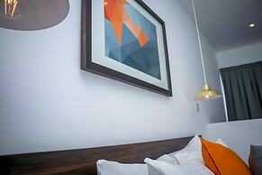 Embassy Gardens Premier Suites