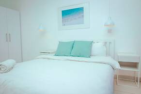 Embassy Gardens Premier Suites