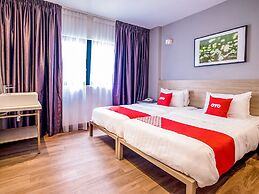 OYO 89576 Mokka Hotel